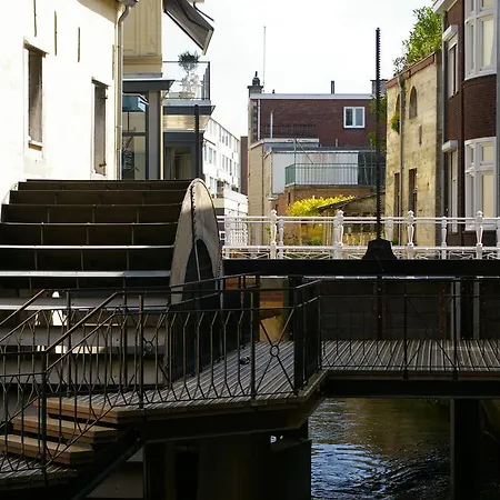 فندق مبيت وإفطار Onder De Linde